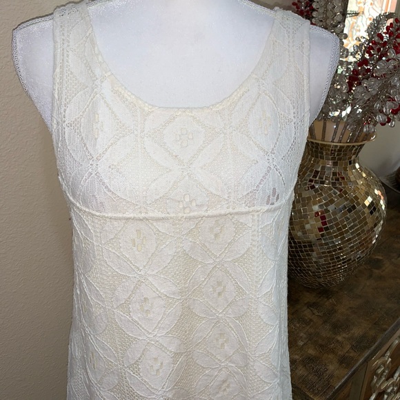 Beautiful white summer dress - Picture 9 of 14